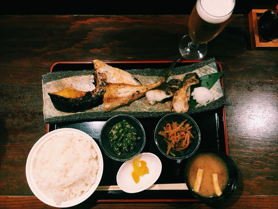 〈定食のススメ〉帰宅前に定食で晩酌！渋谷駅徒歩2分の夜のオアシス「焼魚食堂」の画像