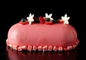 赤とピンクとチョコレート！2017年のクリスマスケーキどれ食べる？の画像