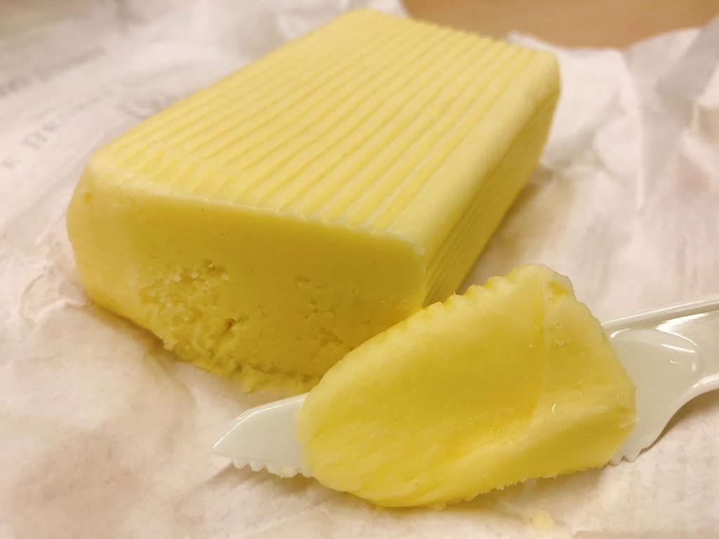 〈マガジンこぼれ話 1〉永遠に食べ続けてしまう…フランス最高級バターの巻の画像