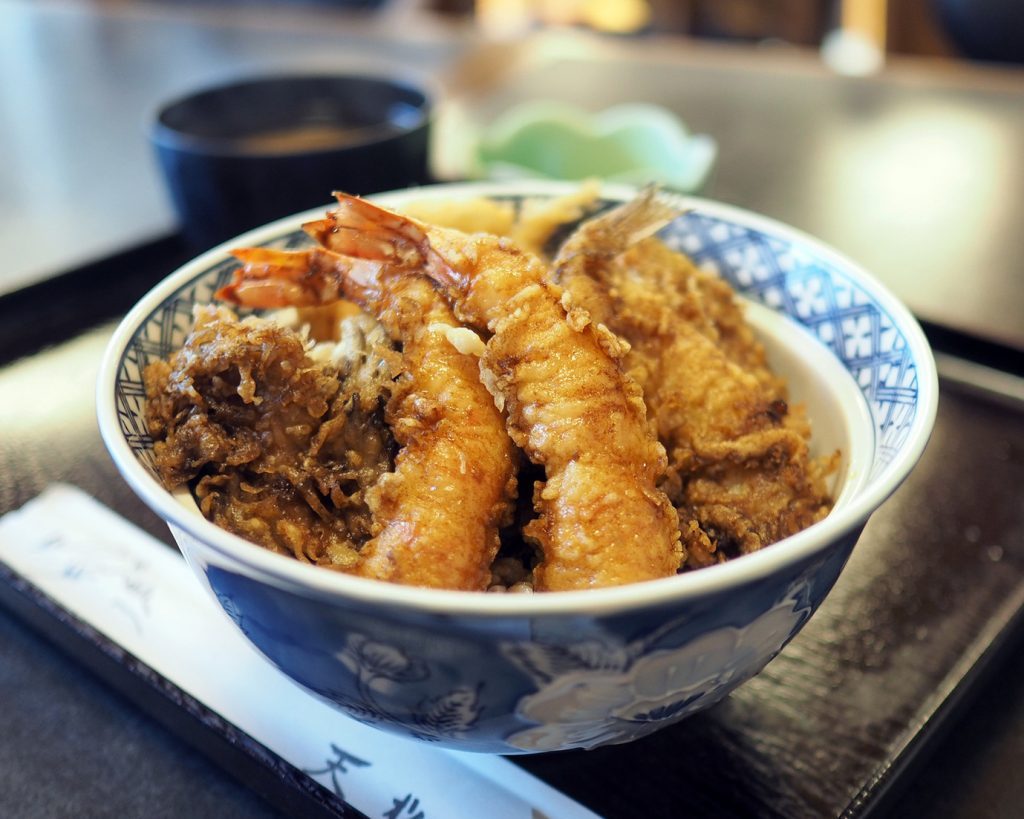 日本橋室町で天丼を食べながら、日本のエスタブリッシュメントについて考えたの画像