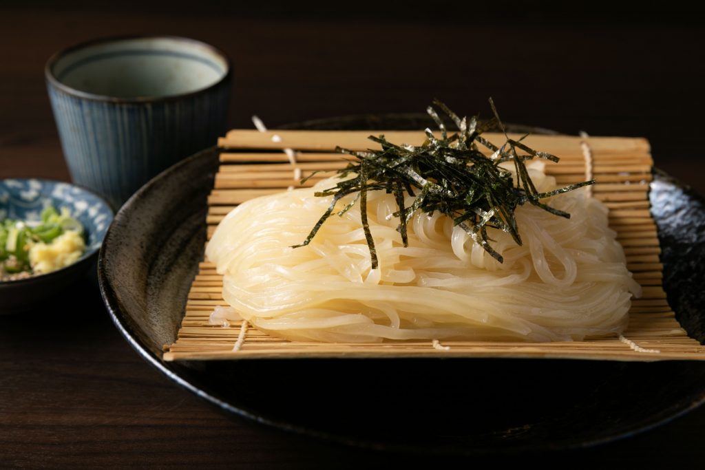 透き通る麺の正体は？躍進中の「豊前うどん」に見る、東京うどんシーン