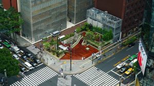 銀座の真ん中に“公園”が誕生。大人の遊び場「Ginza Sony Park」が開園の画像