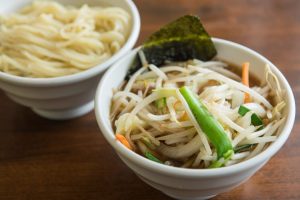 〈新連載〉住んでいなくても通いたい！高円寺の「中華料理 天王」の野菜つけ麺の画像