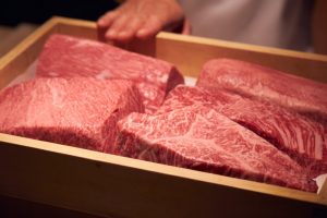 〈小池克臣と行く、和牛百景〉和牛のおいしさを日本料理で伝える西麻布の名店の画像
