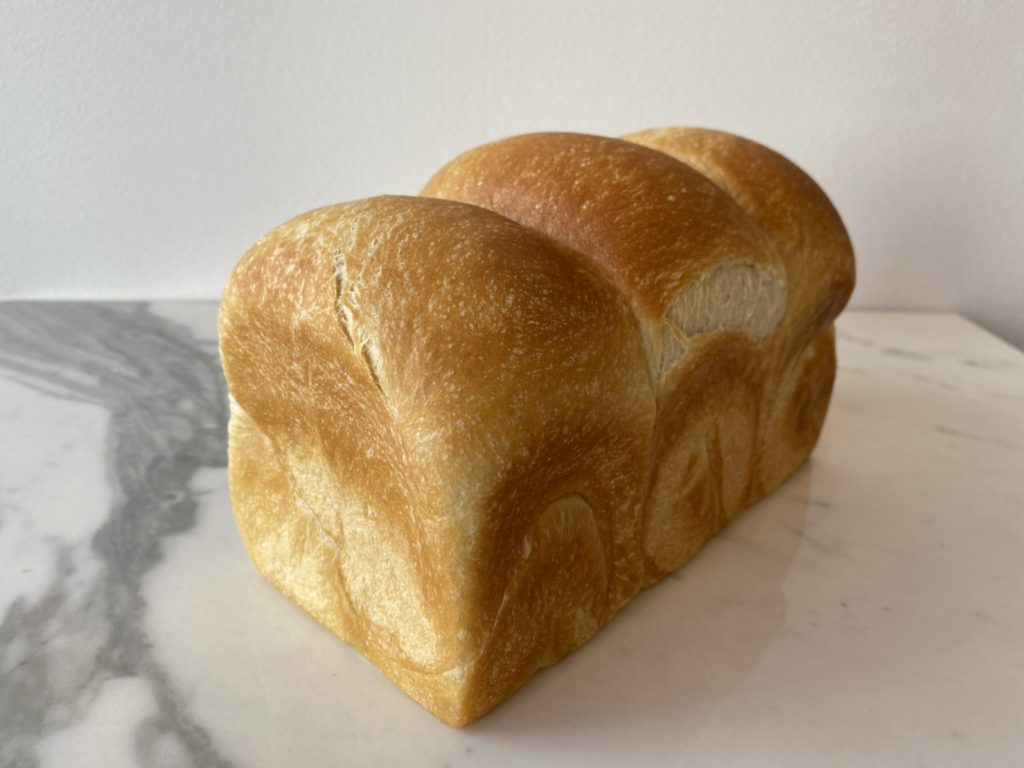 「あいすくりん」風味の生食パンがお目見え。横浜・馬車道に高級食パン専門店がオープンの画像