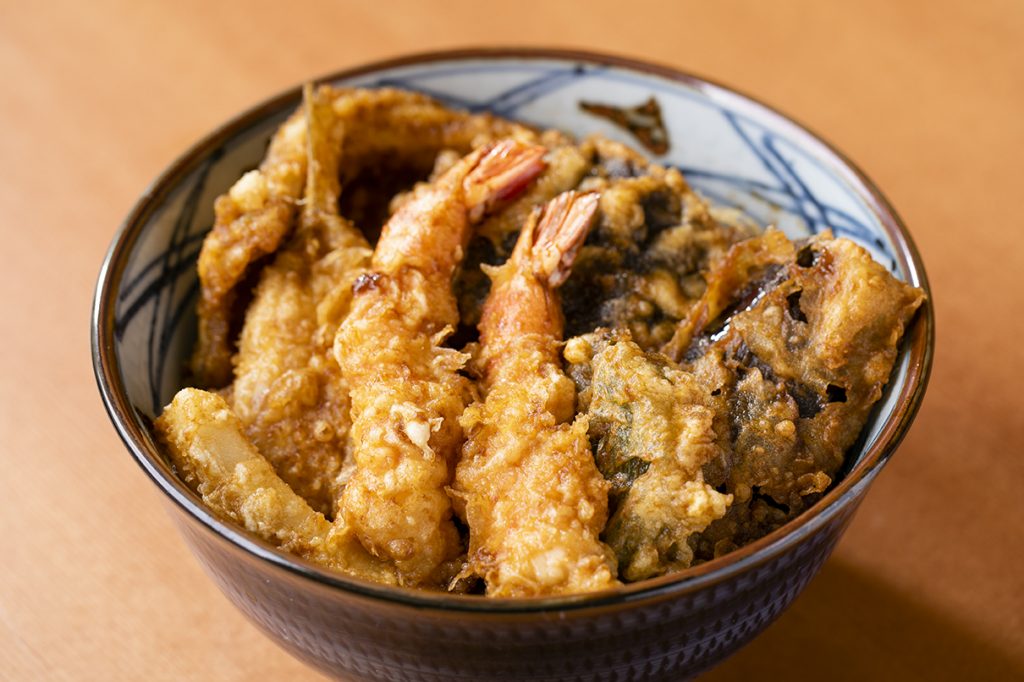 「天ぷら　やぐち」2000円のランチ天丼
