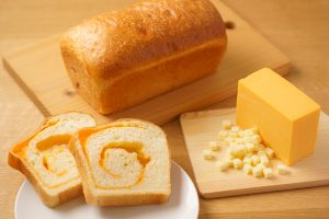 “チーズ好きのための食パン”が誕生！ チーズ食パン専門店がオープンの画像