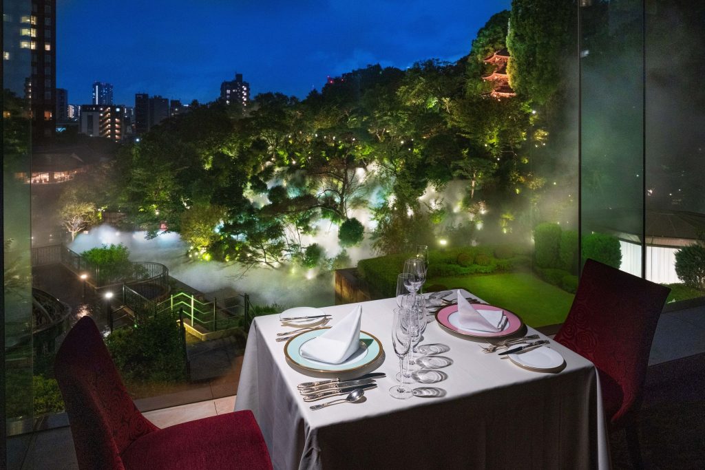 都内とは思えない絶景！ ホテル椿山荘東京の夏を味わうレストランの画像