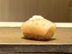 〈New Open News〉寿司界のサラブレッドが生み出す、オリジナリティ溢れる絶品寿司を堪能（北海道・すすきの）の画像