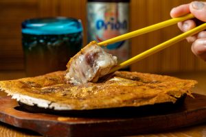 〈食べログ3.5以下のうまい店〉嘉門タツオが愛する「ワインとも響き合う」豚足料理の画像