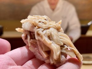 人気インスタグラマーが教える最高の一皿はオリジナル寿司「トロ松」の画像