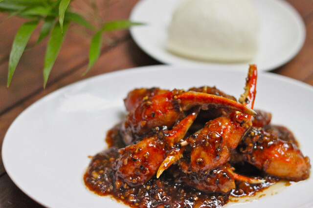 ブラックペッパーの辛さがクセになるペッパークラブ。こちらもシンガポールを代表する料理の一つ