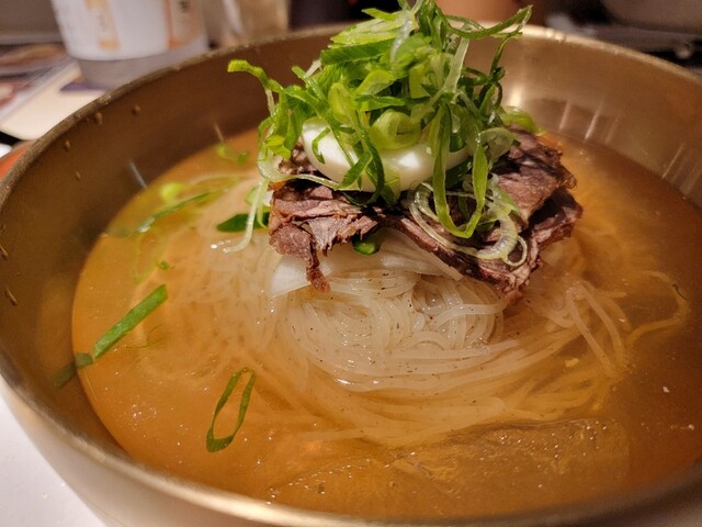 〈New Open News〉京都冷麺「アジョシ」が東京初出店！ （東京・虎ノ門）の画像