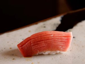 なんと今なら一般予約もOK！ 「鮨さいとう」の二番手が握るカウンターで感動の寿司体験をの画像