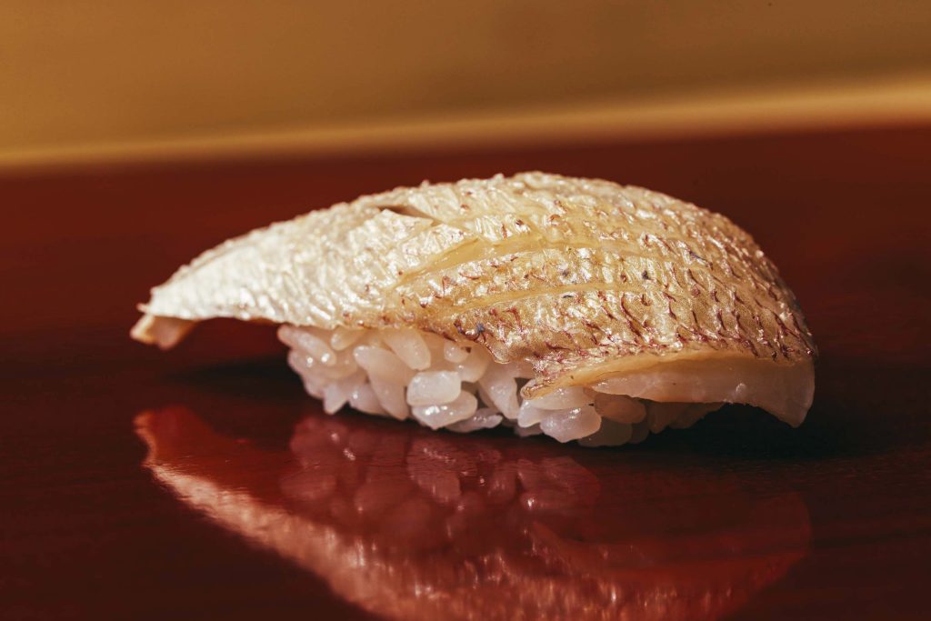 食通も一目置く！ 伝統を大切に、遊び心も忘れない。江戸前の粋を楽しめる寿司の画像