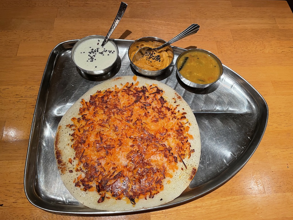 ランチビュッフェで有名な南インド料理店はディナーも最高！ 「ニルワナム」が神谷町内で移転リニューアルの画像