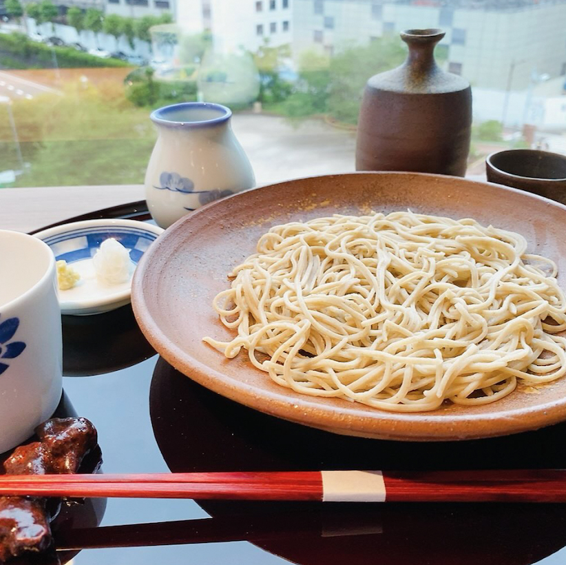 香り高い絶品そばで粋な大人を魅了。門前仲町の人気店が移転リニューアルオープン（東京・銀座）の画像