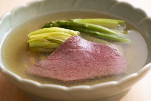 至高のヒレのしゃぶしゃぶが待っている。牛肉の老舗「銀座吉澤」が圧巻のリニューアルの画像