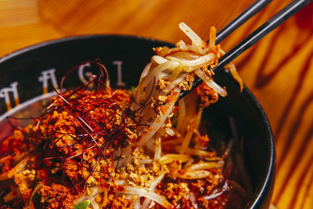 これぞベストオブ辛味噌ラーメン！ 辛さとうまさの共存をご体験あれの画像