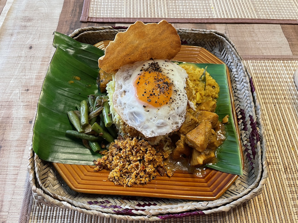 ご飯たっぷりが現地流！ つい通いたくなるお花茶屋の本格派スリランカ料理店の画像