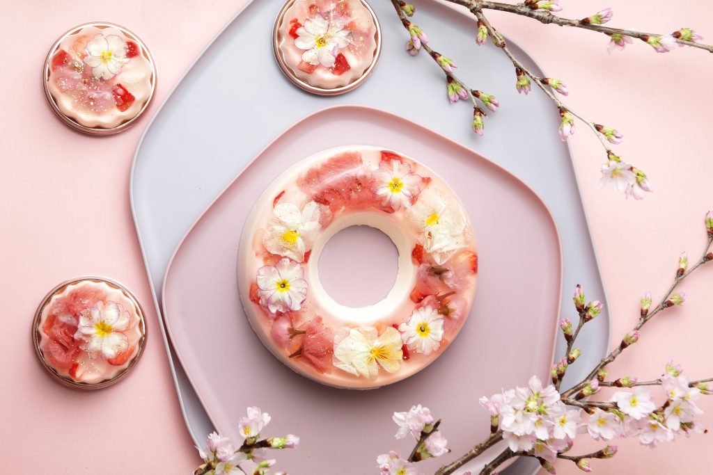 絶対喜ばれる！ 今だけの「桜風味」の手土産 | 食べログマガジン