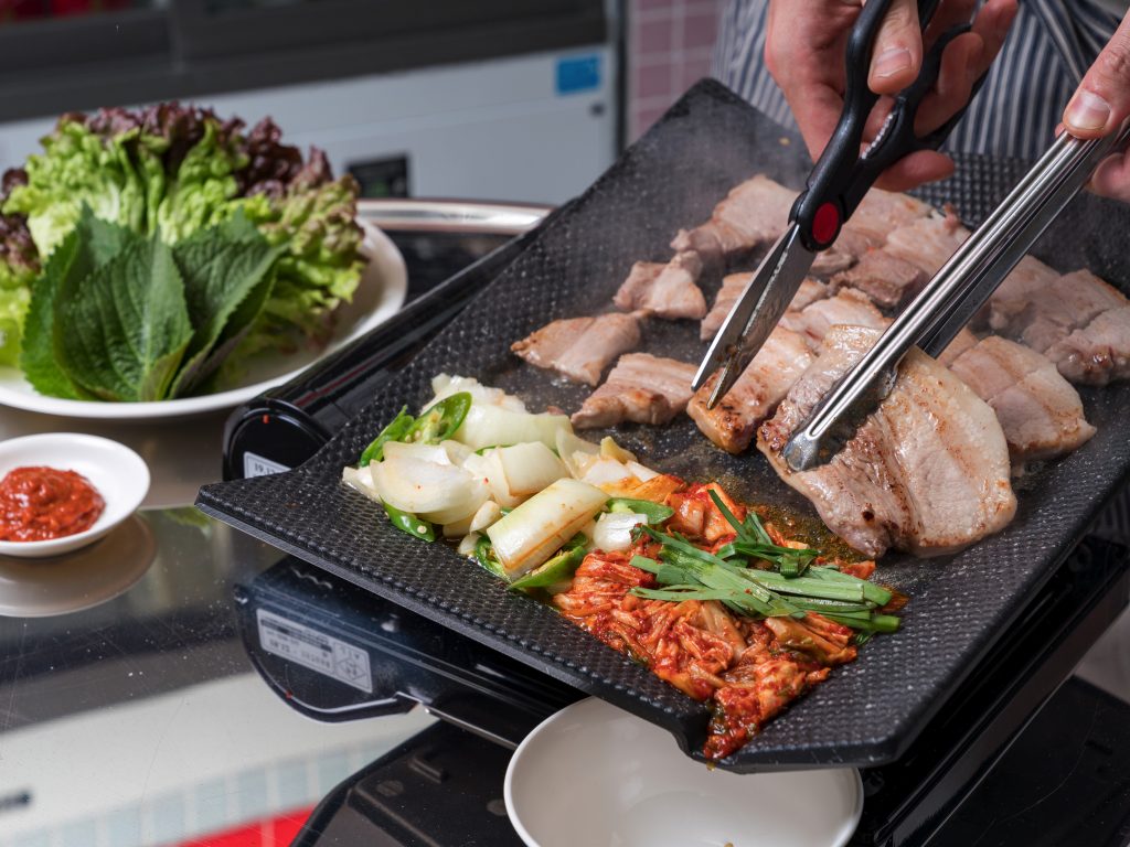 生サムギョプサルって何 新鮮で旨い銘柄豚を味わえる韓国食堂が誕生 食べログマガジン